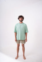 Görseli Galeri görüntüleyiciye yükleyin, Mint Premium Oversize T-Shirt
